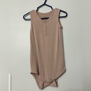 Kyte Baby Retired Sunset sleeveless onesie Size 2T